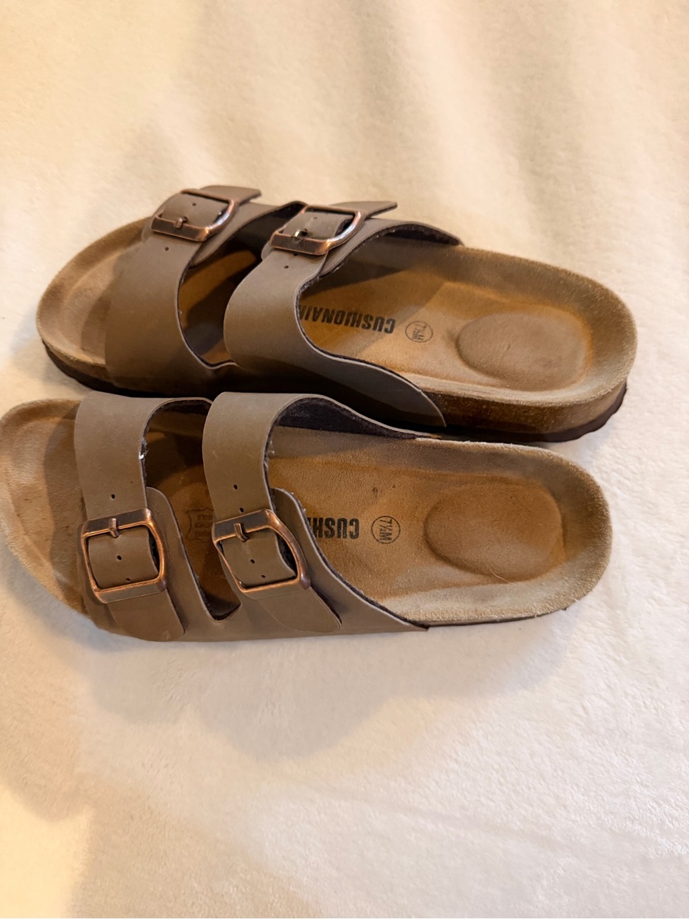 Women’s Double-Buckle Comfort Sandals - brown cushionaire size 7.5 - Picture 4 of 4